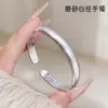 Pulsera Abierta Maciza Auténtica de Plata Pura 9999 Estilo Antiguo para Mujer, Grabada con el Sutra del Corazón, Acabado Mate, Adecuada como Regalo para Mamá o Abuela