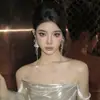 Pendientes de Borla Flor de Diamante Tachonada de Temperamento para Mujer, Pendientes Largos que Muestran la Cara de Pequeña Dama, Pendientes de Diseño de Lujo Accesible Vestir