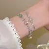 Pulsera Minimalista de Cruz Plateada para Mujer, Joyería de Lujo Ligero de Nicho de Alta Gama, Accesorio Exquisito y Elegante para Estudiantes
