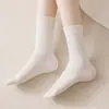 Calcetines de Media Pantorrilla para Hombres y Mujeres, Algodón Peinado de Color Puro, Cálidos, Absorbentes de Sudor, Desodorantes, Punta con Costura Plana, Calcetines de Estilo Simple para Otoño e Invierno