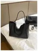 Bolso Tote de Moda Gran Capacidad Bolso de Hombro para Mujer de Alta Gama Simple Retro Textura Tejida Bolso Tipo Cubo Comercio Exterior Transfronterizo