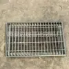 Rejilla de acero galvanizado, paneles de rejilla de acero inoxidable soldados, peldaños de escalera, tapas de registro de drenaje, paneles para pasarelas de mantenimiento