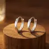Aretes de Puño de Plata Pura 999 con Forma de Rombo y Múltiples Facetas para Mujer, Pendientes de Lujo Ligero de Gama Alta, Joyería para Oreja de Aro Liso de Plata Pura de Nicho al por Mayor