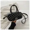 Bolsa de Ombro Transversal Oval Feminina Nova Moda 2026 Verão Elegante com Bolinhas Tendência Bonita para o Dia a Dia