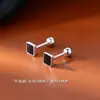 Brincos Stud Redondos em Formato de Coração Estilo Coreano Simples Studs de Rosca para Cartilagem da Orelha Joias para Piercing de Lóbulo da Orelha para Homens e Mulheres