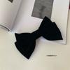 Pasador de Terciopelo Negro Estilo Retro Francés Sentido de Alta Gama Pinza Lateral con Letra Flequillo Pinza para Cabello Ralo Accesorios para el Cabello de Otoño e Invierno para Mujer