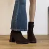 Botines de felpa extremadamente elegantes con tacón alto para mujer, nuevo modelo otoño e invierno 2026, tacón grueso, gamuza, botas elásticas ajustadas