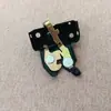 84620-59C02 es adecuado para los accesorios de cerradura del capó trasero y la tapa del maletero del Nissan Old Bluebird Sunny