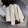 Jaqueta Tweed Feminina Estilo Coreano Off-White Curta Francesa Elegante Nova para Primavera e Outono 2025