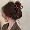Presilha de cabelo marrom estilo francês para mulheres, moderna e versátil, com toque de luxo, presilha de tubarão, novo modelo 2026, acessório de cabelo tipo garra Maillard