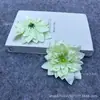 Flor de Crisantemo Llama Roja Artificial de 12 cm Cabezal de Flor Falsa Cabezal de Flor Falsa Decoración de Boda Arte Floral Material para DIY Accesorios de Flores Artificiales