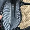 Bolso de Mano de Piel de Vaca Texturizada de Primera Capa Más Vendido Transfronterizo, Bolso Tipo Empanada de Diseño Nicho Estilo Coreano, Bolso Cruzado de Moda para Mujer