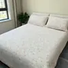 Novo Conjunto de Três Peças para Cama Estampado Espesso com Fronhas Lençol Estilo Capa de Cama para Casa Casal Antiderrapante Conjunto de Capa de Cama Venda por Atacado