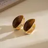 Brincos ovais geométricos de metal retrô europeus e americanos com gota de óleo, brincos minimalistas de nicho com um toque moderno e sofisticado para mulheres