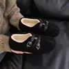 Zapatos Peludos para Mujer 2026 Invierno Nuevo Estilo Uso en Exteriores Zapatos de Hada Suaves Zapatos de Algodón Cálidos para Mujer Mocasines de Fondo Plano con Más Terciopelo