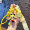 Llavero Colgante de Muñeca Llorona Linda Hecha a Mano DIY Decoración de Bolso Cadena de Teléfono con Cuentas Muñeca Accesorio