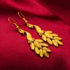 Pendientes de borla chapados en oro para mujer, elegantes pendientes de pavo real de oro vietnamita, chapados en oro, estilo coreano, orejas largas con líneas largas para usar durante mucho tiempo.