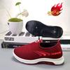 Zapatos de tela estilo Pekín antiguo con forro de terciopelo, para mujer, cálidos y cómodos, zapatos para caminar para mujeres de mediana edad y mayores, productos explosivos de puesto nuevo al por mayor