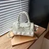 Bolsa Boston Feminina 2026 Nova Tendência Verão Exquisita Bolsa de Ombro de Bolinhas para Trabalho e Deslocamento Bolsa Transversal