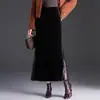 Moderna falda de terciopelo dorado estilo sirena para mujer, nuevo estilo otoño e invierno 2026, falda ajustada de cintura alta que estiliza el cuerpo con caída elegante, falda larga