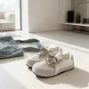 Nuevas Zapatillas de Entrenamiento Alemanas para Niñas Primavera y Otoño, Zapatillas Casuales Transpirables de Malla para Niños, Cuadros Lazo Suela Suave