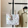 Bolsa de Hombro con Estampado de Dibujos Animados Linda y Dulce Bolso de Mano Grande de Verano Nuevo para el Trabajo Bolso Tote Casual con Cadena