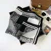 Bufanda de Algodón Lino Seda Espiga de Moda y Versátil con Estampado de Cadena de Alta Gama, Bufanda Decorativa para Cuello, Bufanda para Mujer al por Mayor