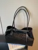 Bolso Tote Versátil Retro de Gran Capacidad para Mujer Moda Otoño e Invierno 2025 Moderno Leopardo de Moda Bolso de Axila de una Sola Compartimento de Gama Alta