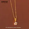 Collar de Acero Inoxidable de Trébol de Cinco Hojas de Colores con Circonita para Mujer con Diamantes, Collar de Clavícula de Lujo Ligero de Nicho de Gama Alta para la Costa