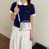 Bolso Cruzado de Dibujos Animados Estilo Coreano Transfronterizo para Niñas, Nuevo Tendencia Primavera 2026 Estilo Universitario de Nicho Bolso Cuadrado Pequeño Versátil