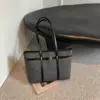 Bolso Tote de Gama Alta para Viajes Diarios para Mujeres 2026 Nuevo Otoño Popular Exquisito Bolso de Hombro Bolso de Mano de Gran Capacidad