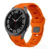 Em estoque adequado para GalaxyWatch6 padrão crack de futebol pulseira com fivela Nike liberação rápida duas cores fivela reversa pulseira Samsung
