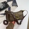 Bolso Bandolera de Mensajero de Moda 2026 Nuevo Retro para Viajes y Uso Diario Bolso Baguette para Debajo del Brazo Aspecto de Alta Gama Bolso de Hombro de Piel de Vaca