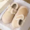 Pantufas de algodão que cobrem o calcanhar mulheres inverno 2025 novo estilo desgaste Velcro sola grossa fofas quentes pós-parto sapatos de algodão atacado