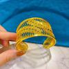 Pulsera Hueca Antigua de Dragón y Fénix Chapada en Oro, Pulsera de Moda Versátil para Mujer de Alta Gama de Lujo Ligero con Patrón Tallado Que No Se Desvanece Fácilmente