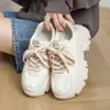 Zapatos de Papá para Mujer 2026 Primavera/Verano Nuevos Tenis Blancos de Suela Gruesa que Aumentan la Altura Populares de Malla Transpirable Casual Zapatos Deportivos