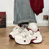 Zapatos de Papá Populares de Cuero con Suela Gruesa Primavera 2026 Nuevos Versátiles Modernos Pequeños Mariposa Zapatos de Mujer Populares en el Campus