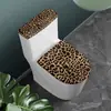 Conjunto de moda de 2 piezas con estampado de leopardo de funda y cojín para asiento de inodoro a prueba de polvo y alta elasticidad, personalizable según tu diseño