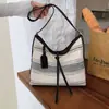 Bolso de Color Contrastante para Mujer 2026 Nuevo Verano Casual Moda Bolso de Hombro Gran Capacidad Ligero para Viajes Diarios Bolso Cruzado Tipo Cubo