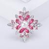 Broches e Pins de Roupa de Floco de Neve Cravejados de Diamantes Populares Europeus e Americanos Mais Vendidos Transfronteiriços Vendas Diretas de Fábrica em Estoque