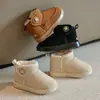 Botas de nieve para niños Ultraman invierno bebé más terciopelo engrosado niños y niñas zapatos de algodón color sólido caña corta botas cálidas