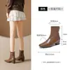 Botines cortos Augushiden para mujer, nuevo modelo 2026, aumento de altura interior, botines Chelsea retro, suela blanda, adecuados para el estilo del oeste de Sichuan, botines de combate