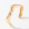 Pulsera de Adornos Transfronterizos Europeos y Americanos Personalidad Irregular Aleación de Oro Pulsera Abierta de Brazalete para Mujeres Pulsera de Lujo Ligero