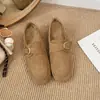 Sapatos de algodão fáceis de calçar, mocassins de camurça retrô, nova coleção outono/inverno 2026, sapatos de couro pequenos estilo britânico, sapatilhas de bico redondo