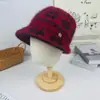 Chapéu de Lã de Inverno para Mulheres, Mãe, Chapéu de Tricô Quente e Espessado para Idosos, Adultos e Idosos com Forro de Lã e Pelo de Coelho, Moderno e Casual