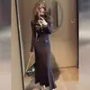 Vestido de Punto con Cuello Estilo Francés Color Café para Mujer, Nueva Colección Otoño, Elegante Vestido Largo Ceñido a la Cintura