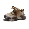 Zapatillas de moda para niños, colección otoño 2026, zapatillas de correr ligeras estilo coreano, zapatillas casual tipo "dad shoes" para niños, venta al por mayor