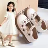 Nuevos Zapatos de Princesa para Niña Primavera y Otoño con Lazo, Diseño Hueco, Zapatos de Piel Transpirables, Conejito Lindo, Versátiles y Elegantes para el Día a Día