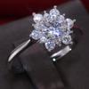 Anillo Minimalista de Flor de Cristal con Circonita Microincrustada para Mujer, de Moda en Japón y Corea, Sencillo y Exquisito, Estilo Ins