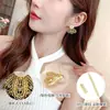 Pendientes de Encaje Estilo Francés Lujo Ligero Perla de Agua Dulce Forma de Abanico Pendientes Huecos Tallados Vintage para Mujer con Pasadores de Plata 925